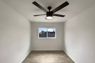 1838 W Alta Vista Rd, Phoenix, AZ 85041 - Photo 10