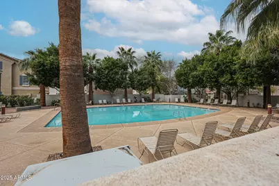 5744 S 21st Place, Phoenix, AZ 85040 - Photo 32