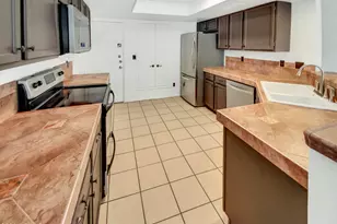 8605 N 67th Ln, Peoria, AZ 85345 - Photo 8