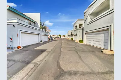 8605 N 67th Lane, Peoria, AZ 85345 - Photo 14