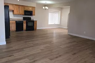 14643 N 36th Pl, Phoenix, AZ 85032 - Photo 2