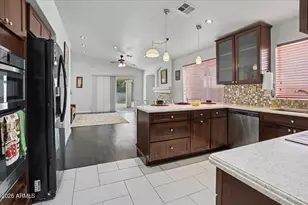 5961 W Saragosa Ct, Chandler, AZ 85226 - Photo 2