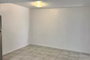 5318 W Turney Ave, Phoenix, AZ 85031 - Photo 4