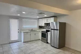 5318 W Turney Ave, Phoenix, AZ 85031 - Photo 2