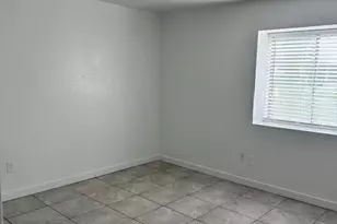 5318 W Turney Ave, Phoenix, AZ 85031 - Photo 8