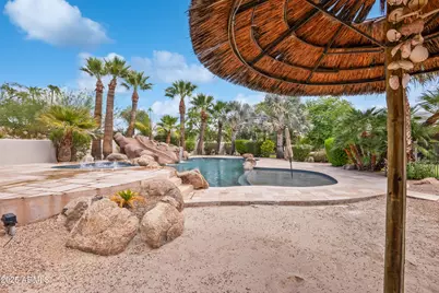 9236 N 52nd Place, Paradise Valley, AZ 85253 - Photo 52