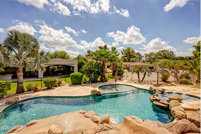 9236 N 52nd Place, Paradise Valley, AZ 85253 - Photo 52