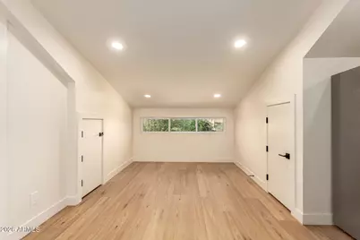 125 N 11th Avenue #B, Phoenix, AZ 85007 - Photo 6