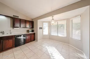 9081 E Aster Dr, Scottsdale, AZ 85260 - Photo 14