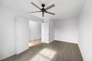 946 E Leslie Ave, San Tan Valley, AZ 85140 - Photo 6