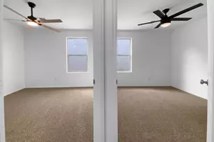 946 E Leslie Ave, San Tan Valley, AZ 85140 - Photo 16