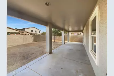 946 E Leslie Avenue, San Tan Valley, AZ 85140 - Photo 18