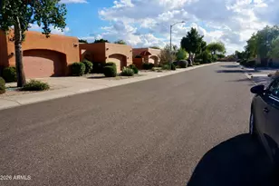 18809 N 45th Pl, Phoenix, AZ 85050 - Photo 2