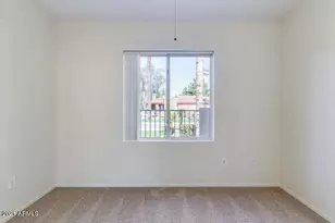 2929 W Yorkshire Dr, Phoenix, AZ 85027 - Photo 10