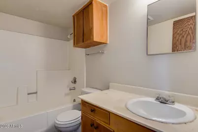 1301 W Indian School Road #B, Phoenix, AZ 85013 - Photo 8