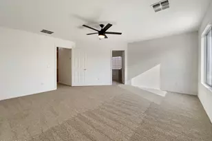 433 E Lakeview Dr, San Tan Valley, AZ 85143 - Photo 4