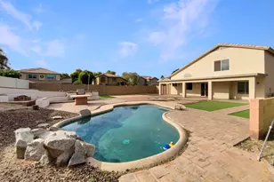 433 E Lakeview Dr, San Tan Valley, AZ 85143 - Photo 16