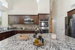 7150 W Dreyfus Dr, Peoria, AZ 85381 - Photo 14