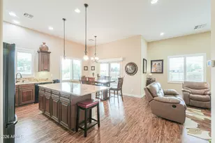 2631 E Francisco Dr, Casa Grande, AZ 85194 - Photo 10