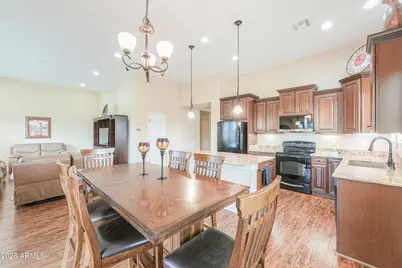 2631 E Francisco Drive, Casa Grande, AZ 85194 - Photo 16