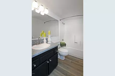 7494 E Earll Drive #202, Scottsdale, AZ 85251 - Photo 12