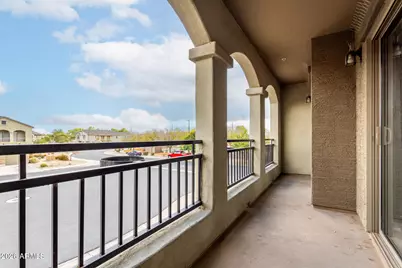 462 N 168th Lane, Goodyear, AZ 85338 - Photo 4