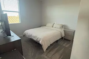 18140 W Daley Ln, Surprise, AZ 85387 - Photo 10