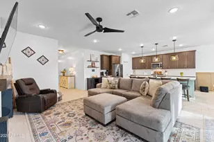 219 S San Bernardo Ln, Casa Grande, AZ 85194 - Photo 8