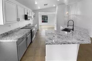 12813 N 140th Dr, Surprise, AZ 85379 - Photo 2