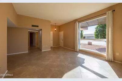 9528 W Indian Hills Drive, Sun City, AZ 85351 - Photo 10