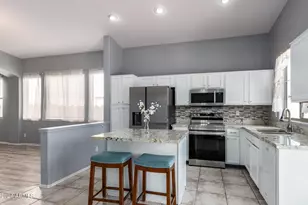 4333 S Rim Ct, Gilbert, AZ 85297 - Photo 10