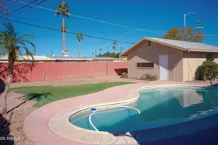 10830 W Oakmont Dr, Sun City, AZ 85351 - Photo 6