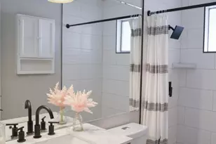 10830 W Oakmont Dr, Sun City, AZ 85351 - Photo 8