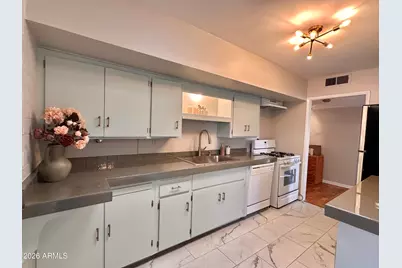 10830 W Oakmont Drive, Sun City, AZ 85351 - Photo 1