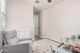 836 E Gary Ln, Phoenix, AZ 85042 - Photo 24