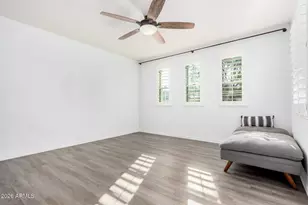 836 E Gary Ln, Phoenix, AZ 85042 - Photo 30