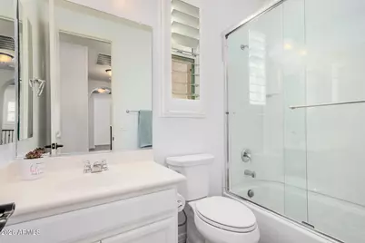 836 E Gary Lane, Phoenix, AZ 85042 - Photo 28