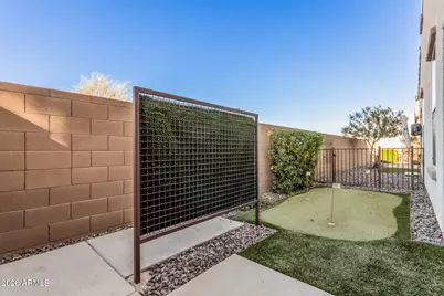 836 E Gary Lane, Phoenix, AZ 85042 - Photo 34