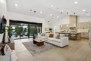 6323 N 10th Dr, Phoenix, AZ 85013 - Photo 8