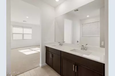 32883 N Vineyard Avenue, San Tan Valley, AZ 85143 - Photo 14