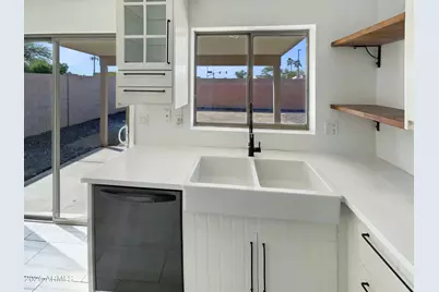 3822 N 106th Drive, Avondale, AZ 85392 - Photo 6