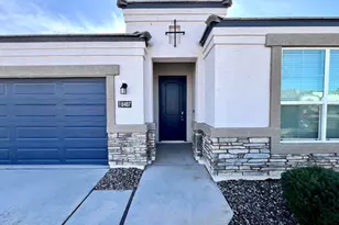 8407 W Springfield Wy, Florence, AZ 85132 - Photo 1