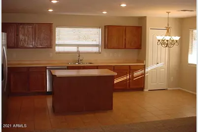 41735 W Sunland Drive, Maricopa, AZ 85138 - Photo 6