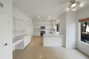 1616 E Glenhaven Dr, Phoenix, AZ 85048 - Photo 2