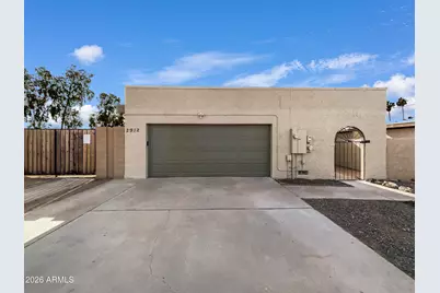 2912 S Price Road, Tempe, AZ 85282 - Photo 1