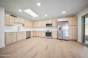 8608 E Whitton Ave, Scottsdale, AZ 85251 - Photo 2