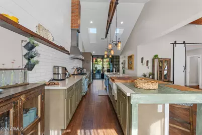 4402 E Turney Avenue, Phoenix, AZ 85018 - Photo 4