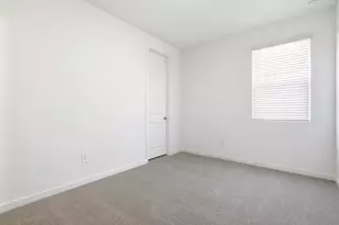 32869 N Vineyard Ave, San Tan Valley, AZ 85143 - Photo 8