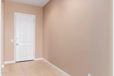 8642 N Wandering Creek Road, Prescott Valley, AZ 86315 - Photo 4