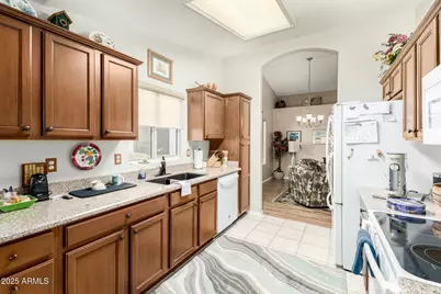 19426 N 84th Avenue, Peoria, AZ 85382 - Photo 12